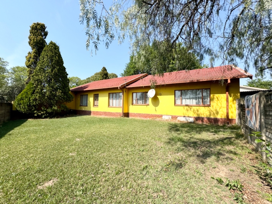 4 Bedroom Property for Sale in Pioneer Park KwaZulu-Natal