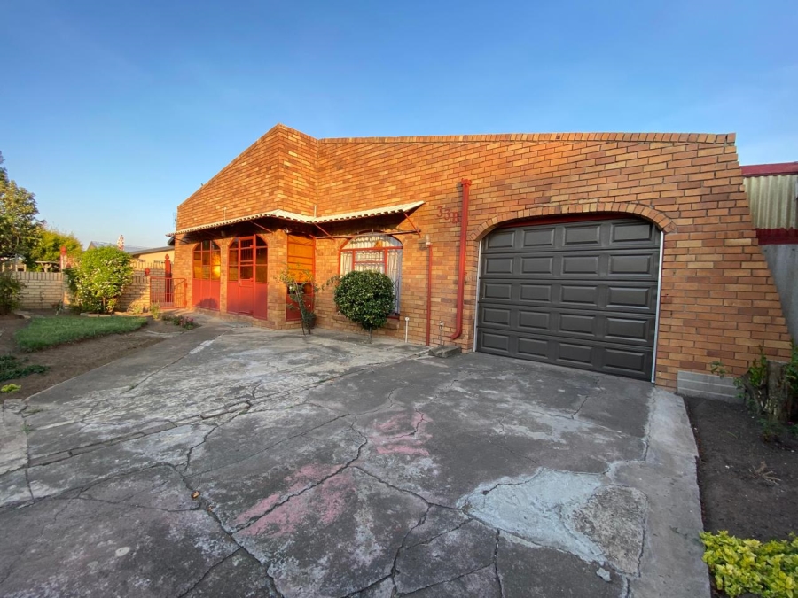 3 Bedroom Property for Sale in Lennoxton KwaZulu-Natal