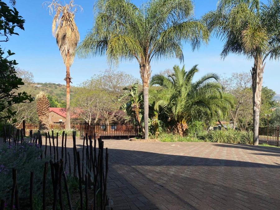 5 Bedroom Property for Sale in Signal Hill KwaZulu-Natal