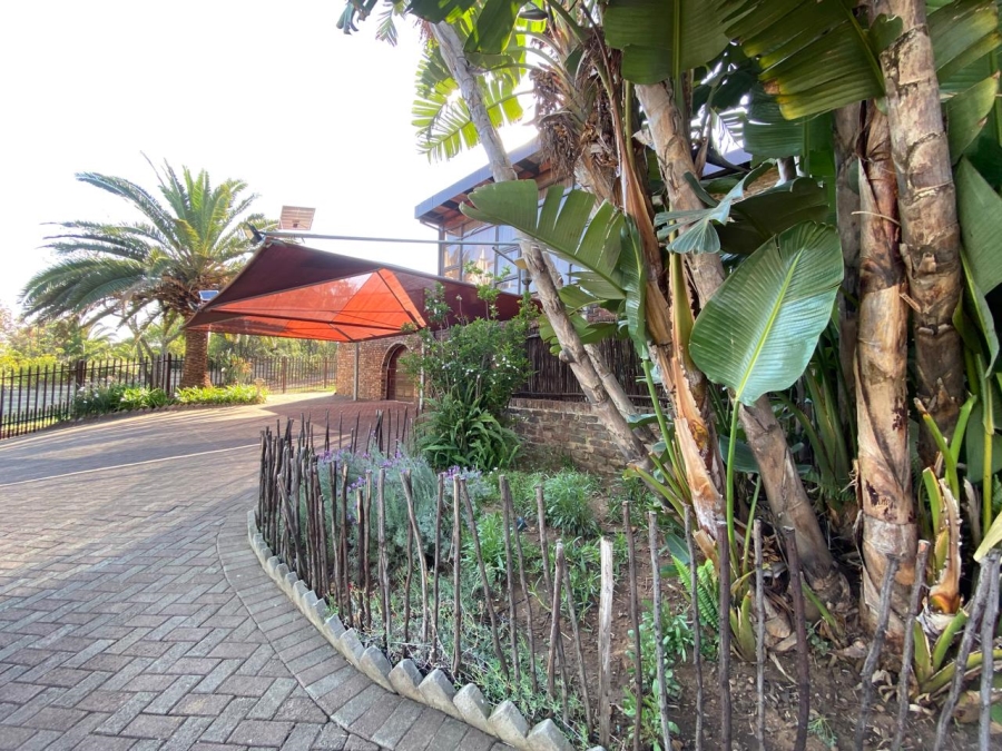 5 Bedroom Property for Sale in Signal Hill KwaZulu-Natal