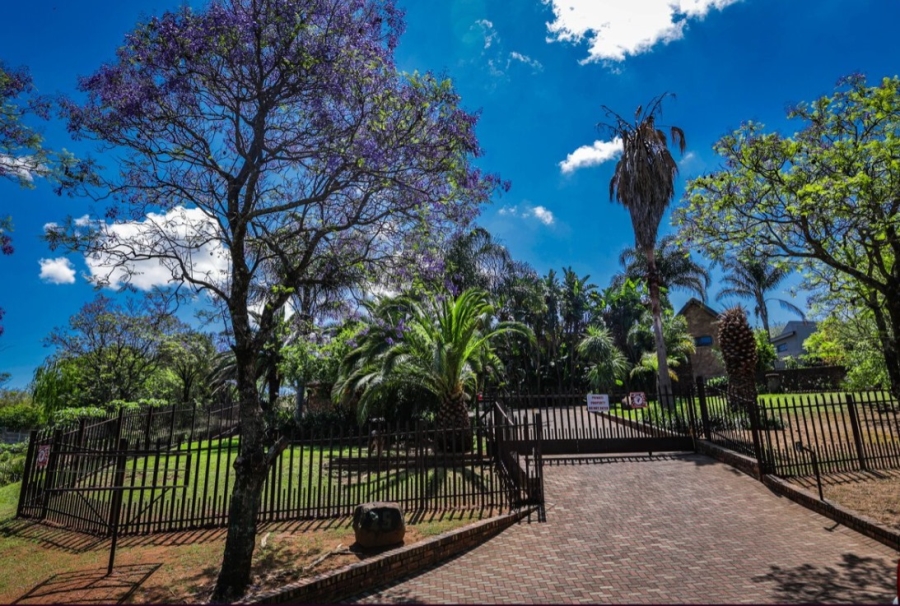 5 Bedroom Property for Sale in Signal Hill KwaZulu-Natal