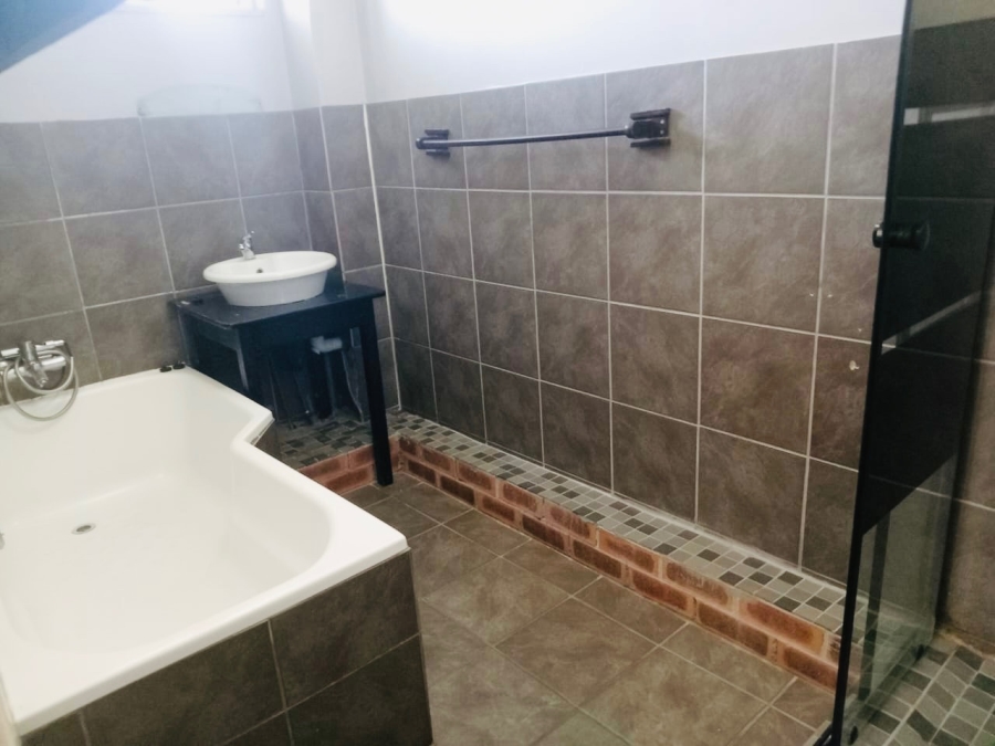 2 Bedroom Property for Sale in Pinetown KwaZulu-Natal