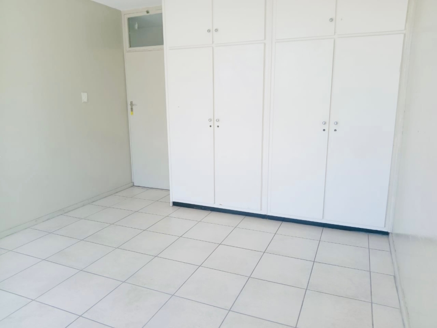 2 Bedroom Property for Sale in Pinetown KwaZulu-Natal