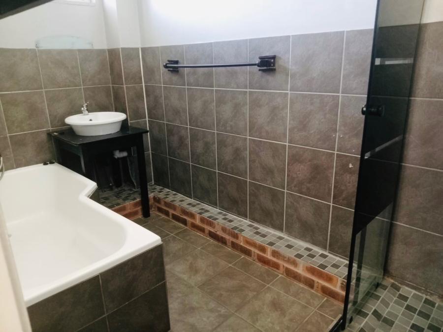 2 Bedroom Property for Sale in Pinetown KwaZulu-Natal