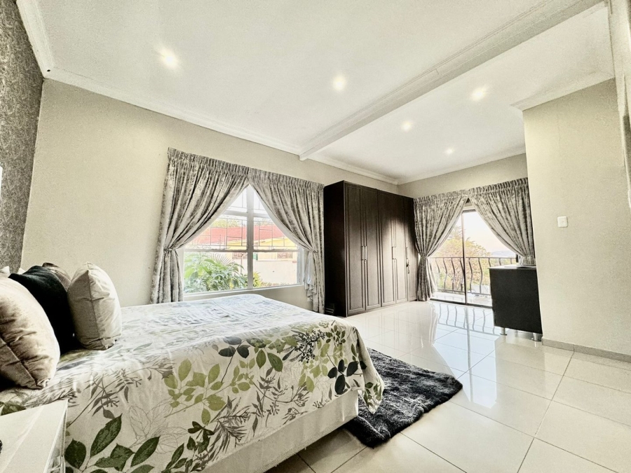 4 Bedroom Property for Sale in Aviary Hill KwaZulu-Natal