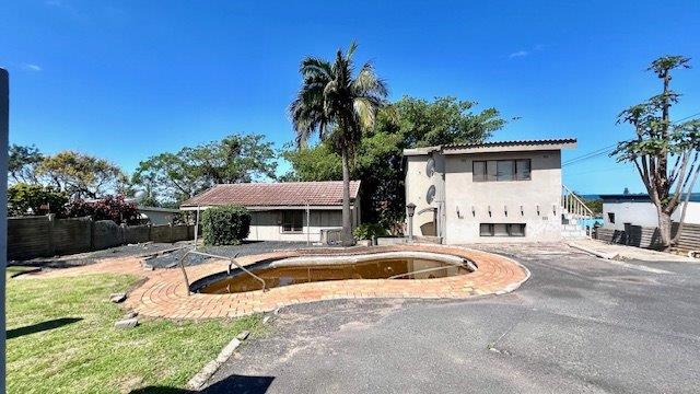 3 Bedroom Property for Sale in St Michaels On Sea KwaZulu-Natal