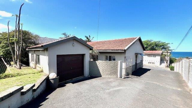 3 Bedroom Property for Sale in St Michaels On Sea KwaZulu-Natal