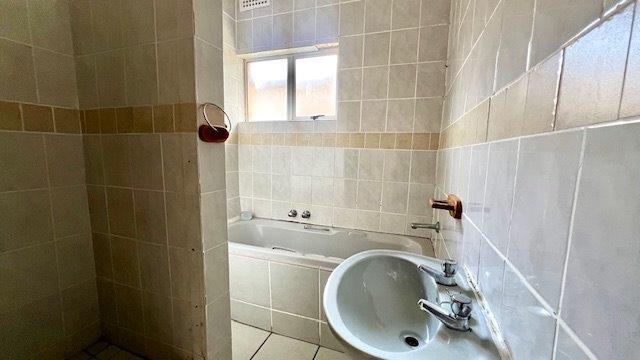 3 Bedroom Property for Sale in St Michaels On Sea KwaZulu-Natal