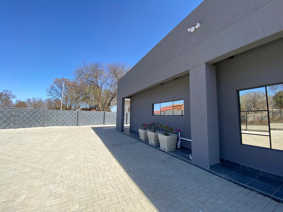 To Let commercial Property for Rent in Newcastle KwaZulu-Natal