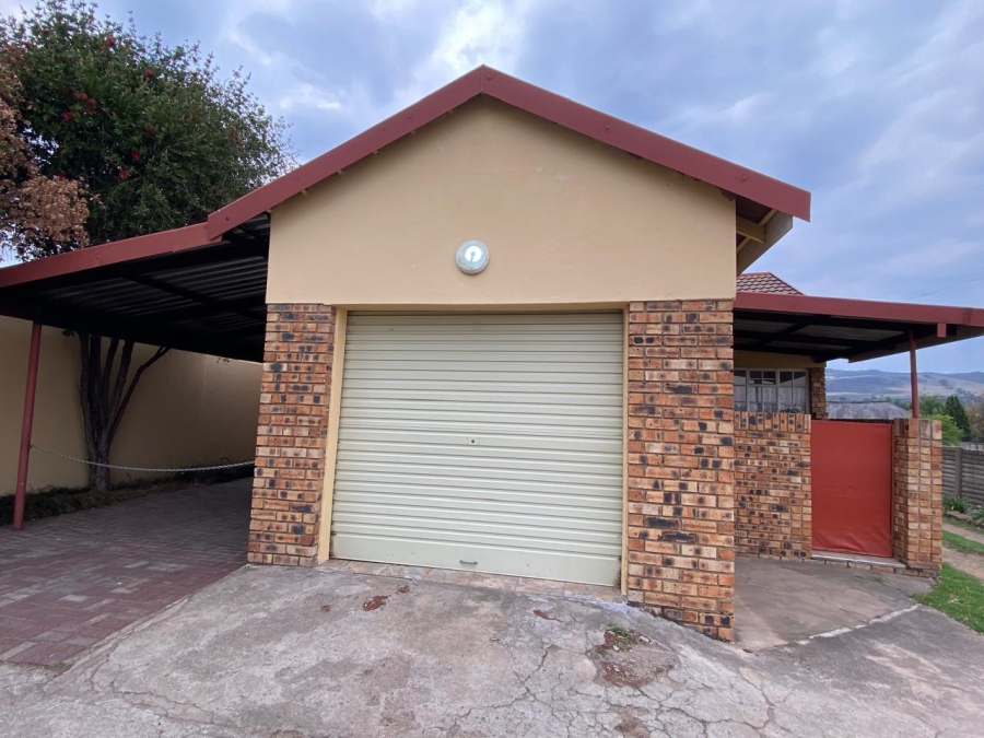 2 Bedroom Property for Sale in Schuinshoogte KwaZulu-Natal