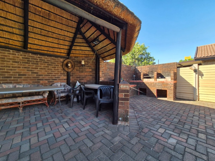 3 Bedroom Property for Sale in Pioneer Park KwaZulu-Natal