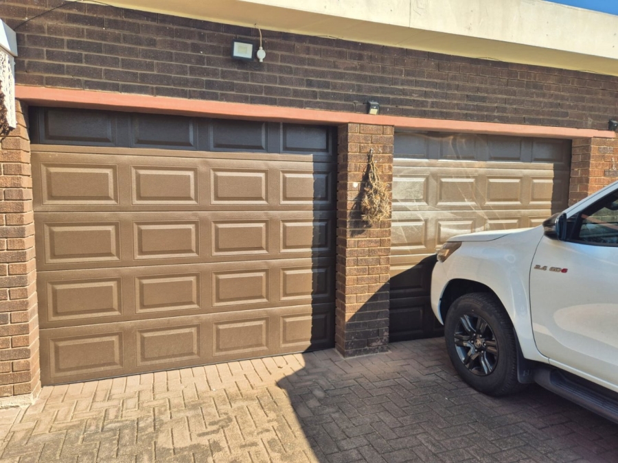 3 Bedroom Property for Sale in Pioneer Park KwaZulu-Natal