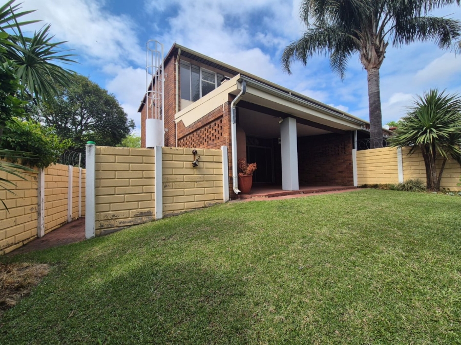 2 Bedroom Property for Sale in Huttenheights KwaZulu-Natal