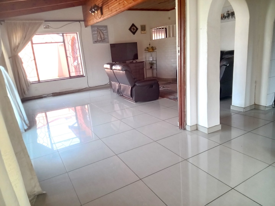 4 Bedroom Property for Sale in Chasedene KwaZulu-Natal