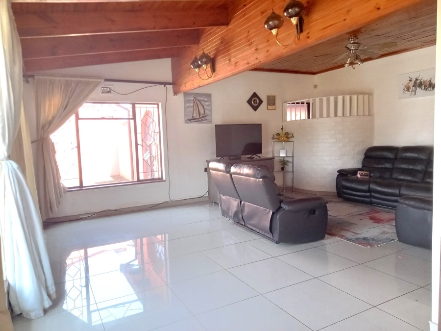 4 Bedroom Property for Sale in Chasedene KwaZulu-Natal