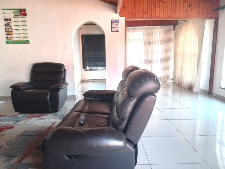 4 Bedroom Property for Sale in Chasedene KwaZulu-Natal