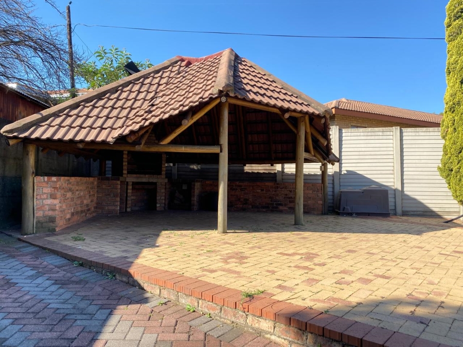 3 Bedroom Property for Sale in Aviary Hill KwaZulu-Natal