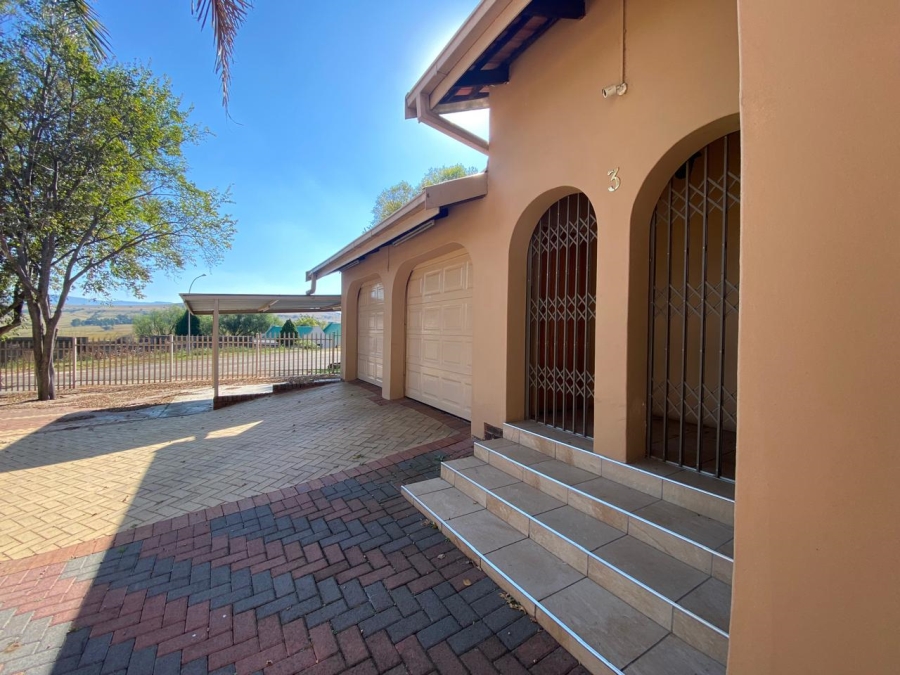 3 Bedroom Property for Sale in Aviary Hill KwaZulu-Natal