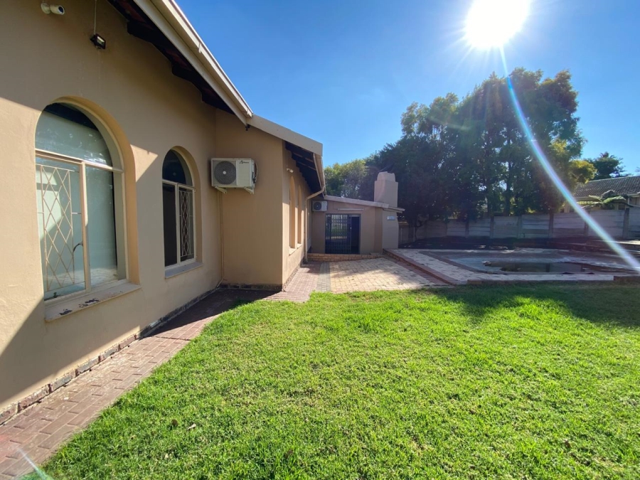 3 Bedroom Property for Sale in Aviary Hill KwaZulu-Natal