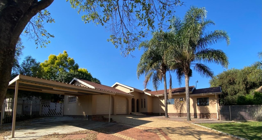 3 Bedroom Property for Sale in Aviary Hill KwaZulu-Natal