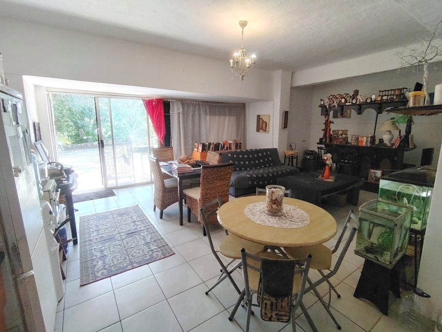 6 Bedroom Property for Sale in Hibberdene KwaZulu-Natal