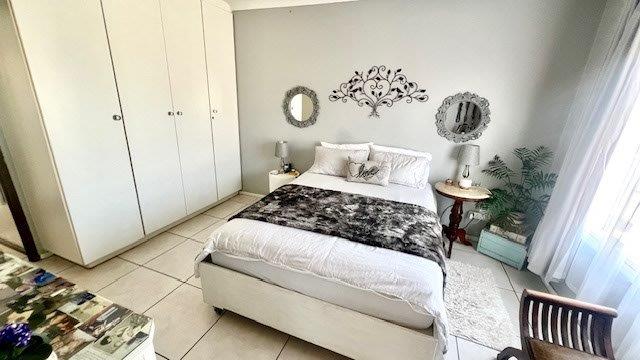 2 Bedroom Property for Sale in Uvongo KwaZulu-Natal