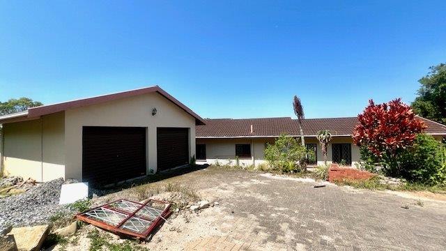 3 Bedroom Property for Sale in Uvongo KwaZulu-Natal