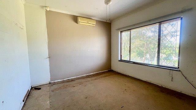 3 Bedroom Property for Sale in Uvongo KwaZulu-Natal