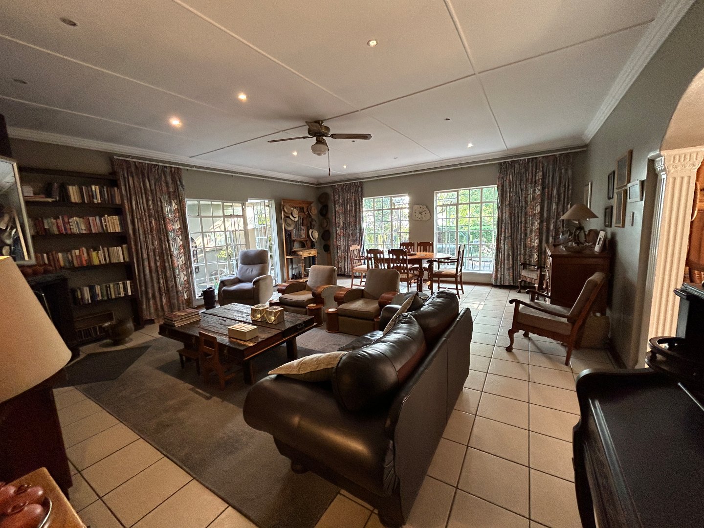 5 Bedroom Property for Sale in Huttenheights KwaZulu-Natal