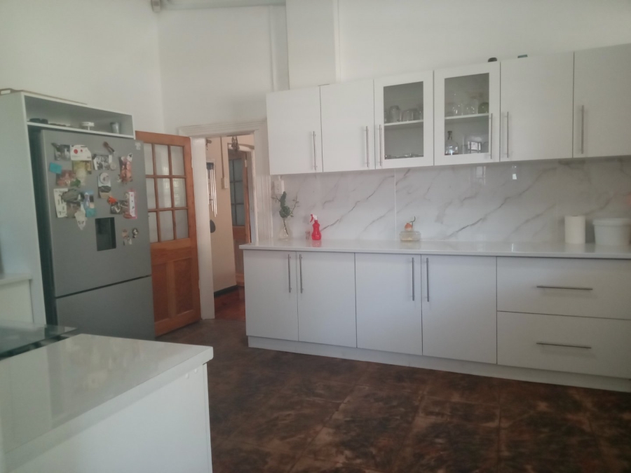 4 Bedroom Property for Sale in Prestbury KwaZulu-Natal