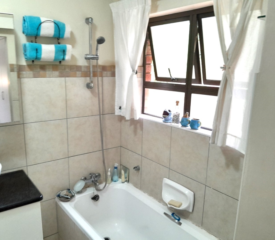 3 Bedroom Property for Sale in Freeland Park KwaZulu-Natal