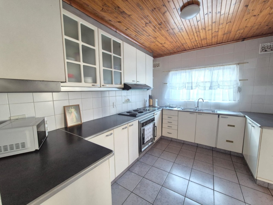 3 Bedroom Property for Sale in Wentworth KwaZulu-Natal