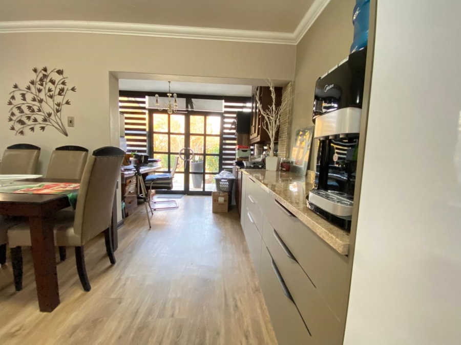 3 Bedroom Property for Sale in Huttenheights KwaZulu-Natal