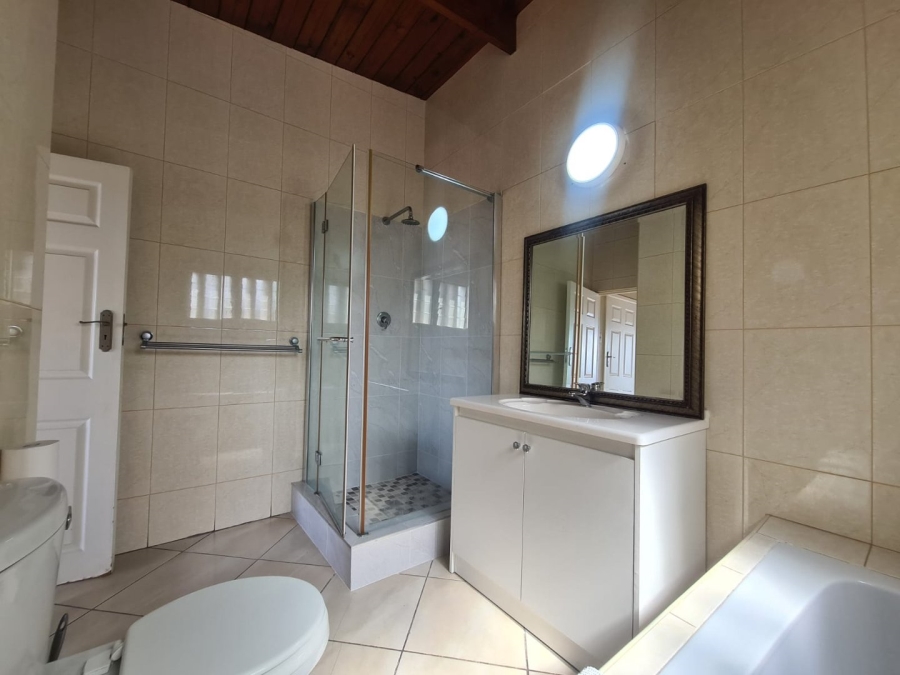 3 Bedroom Property for Sale in Willard Beach KwaZulu-Natal