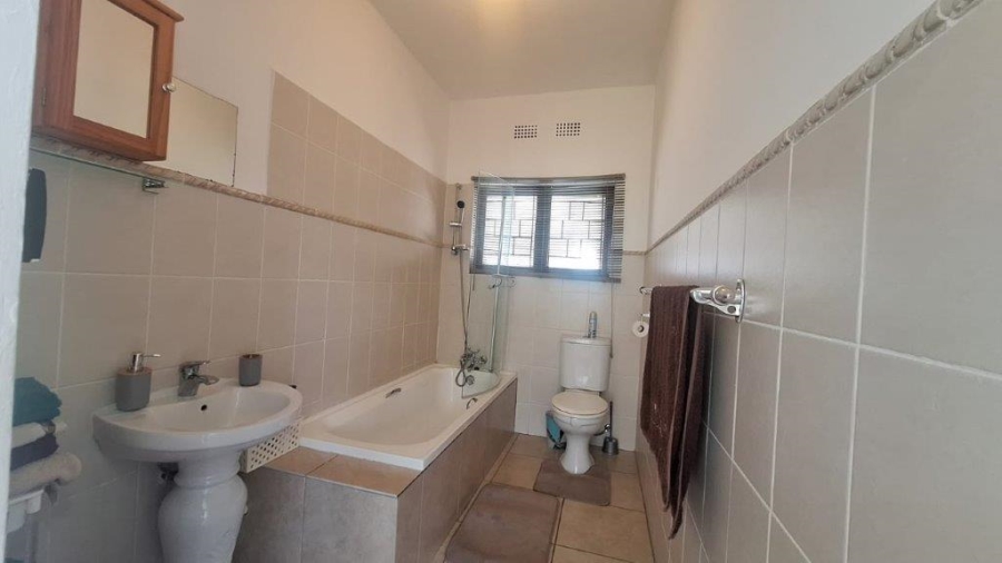 3 Bedroom Property for Sale in Hibberdene KwaZulu-Natal