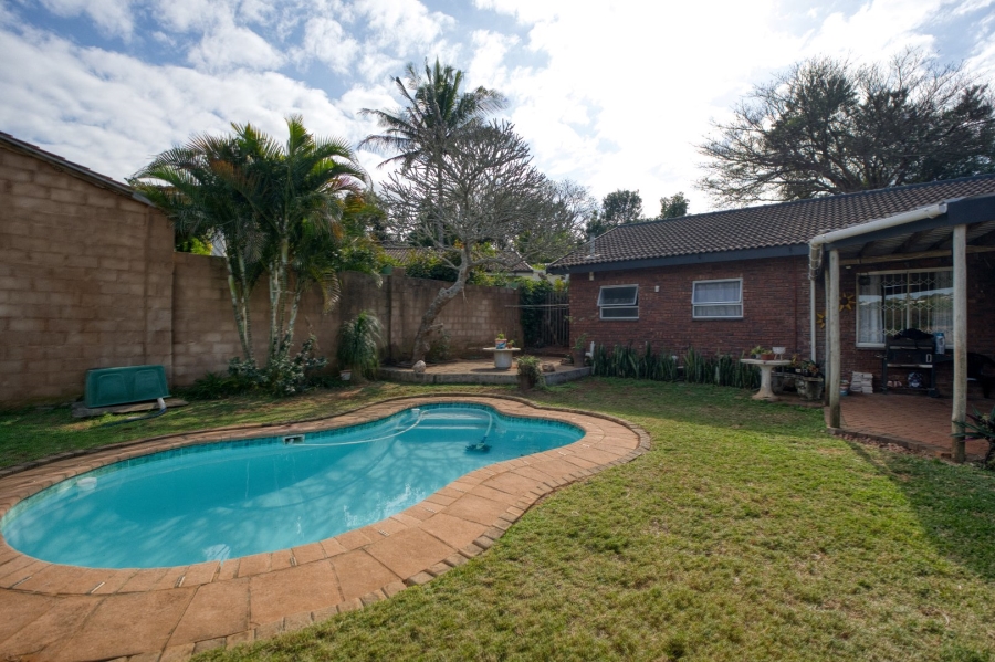 3 Bedroom Property for Sale in Deepdale KwaZulu-Natal