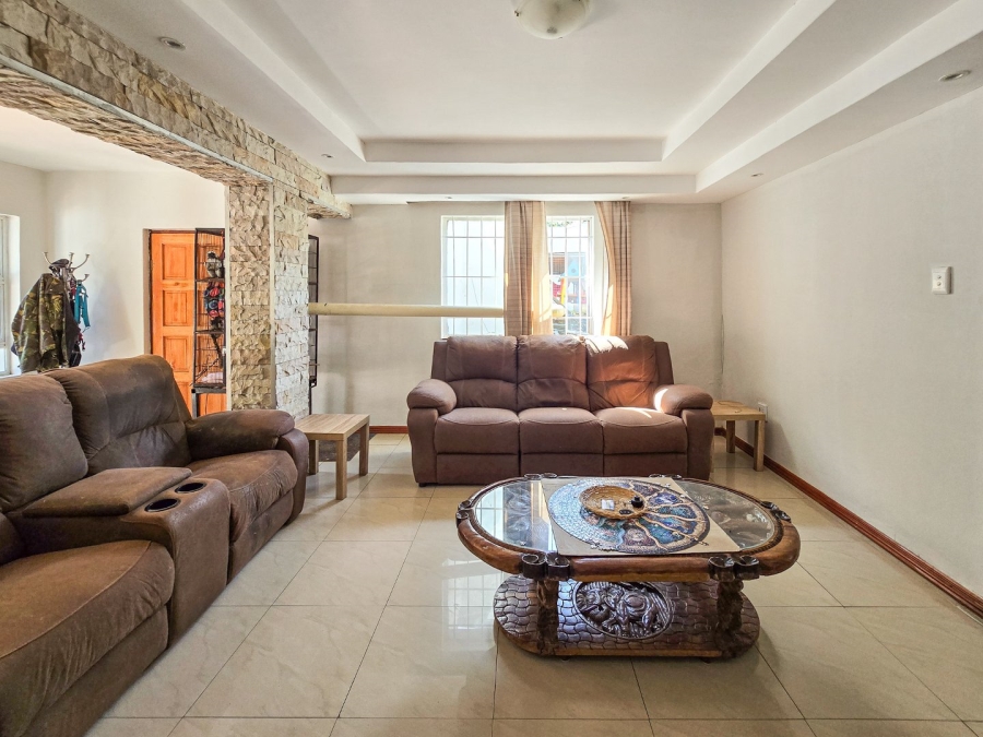 3 Bedroom Property for Sale in Leisure Bay KwaZulu-Natal