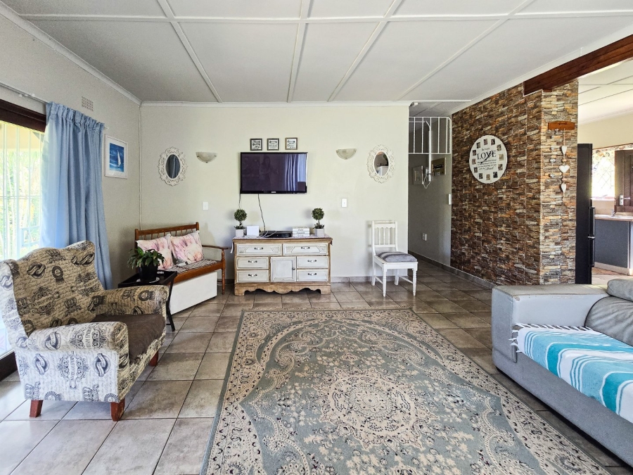 3 Bedroom Property for Sale in Leisure Bay KwaZulu-Natal