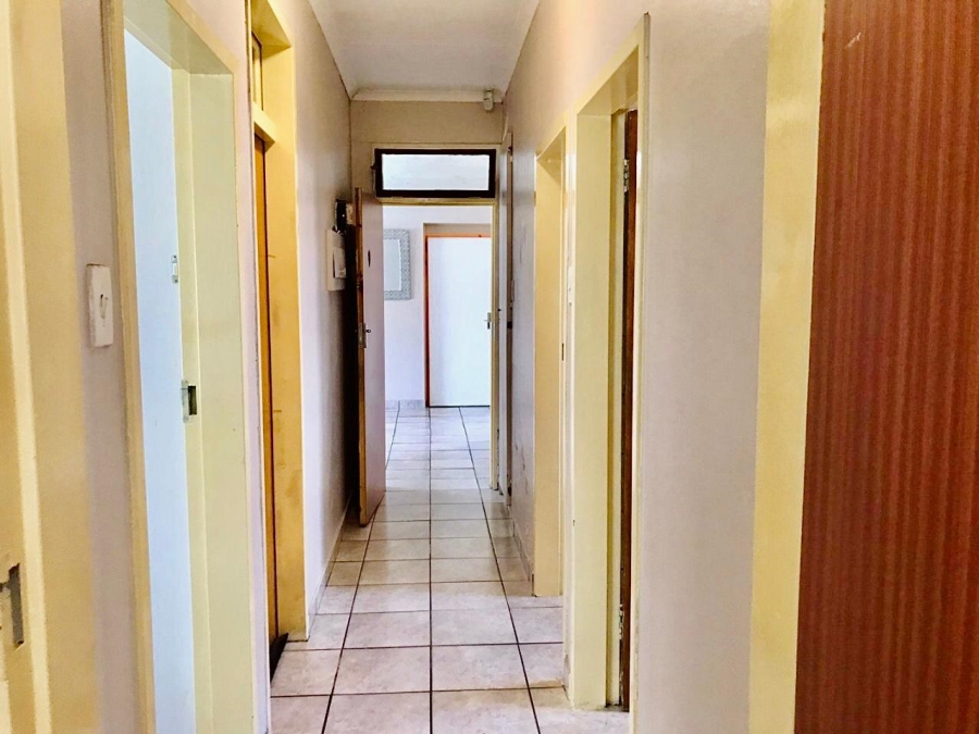 3 Bedroom Property for Sale in Signal Hill KwaZulu-Natal