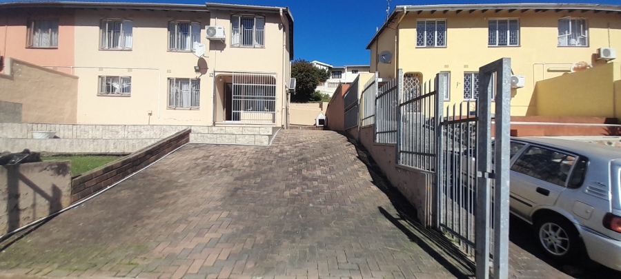 To Let 3 Bedroom Property for Rent in Kenville KwaZulu-Natal