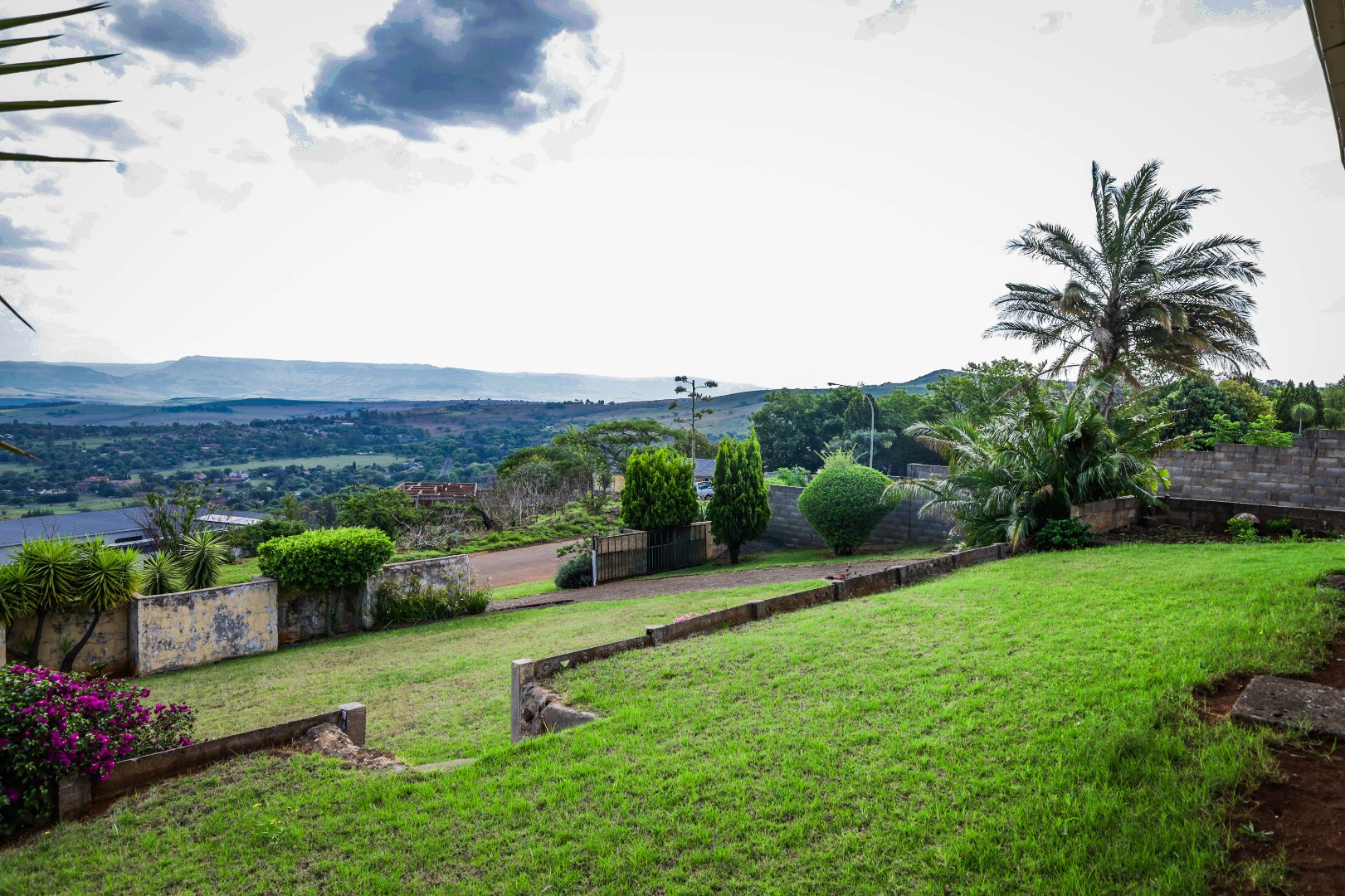 4 Bedroom Property for Sale in Signal Hill KwaZulu-Natal