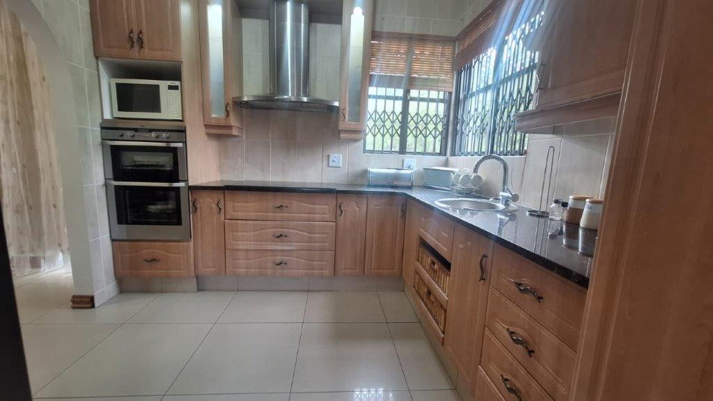 4 Bedroom Property for Sale in Elysium KwaZulu-Natal