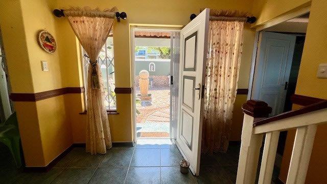 3 Bedroom Property for Sale in Uvongo KwaZulu-Natal