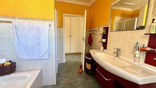 3 Bedroom Property for Sale in Uvongo KwaZulu-Natal