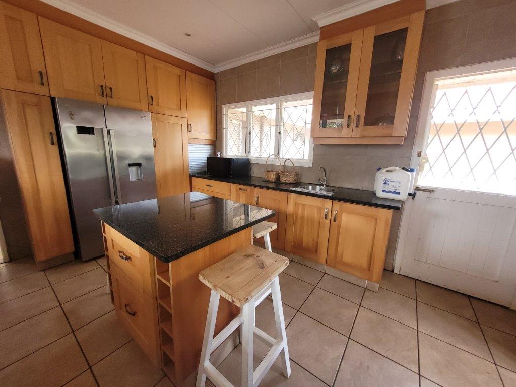 5 Bedroom Property for Sale in Freeland Park KwaZulu-Natal