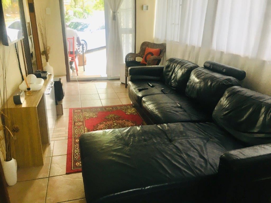 2 Bedroom Property for Sale in Hibberdene KwaZulu-Natal