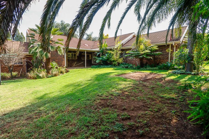 5 Bedroom Property for Sale in Signal Hill KwaZulu-Natal