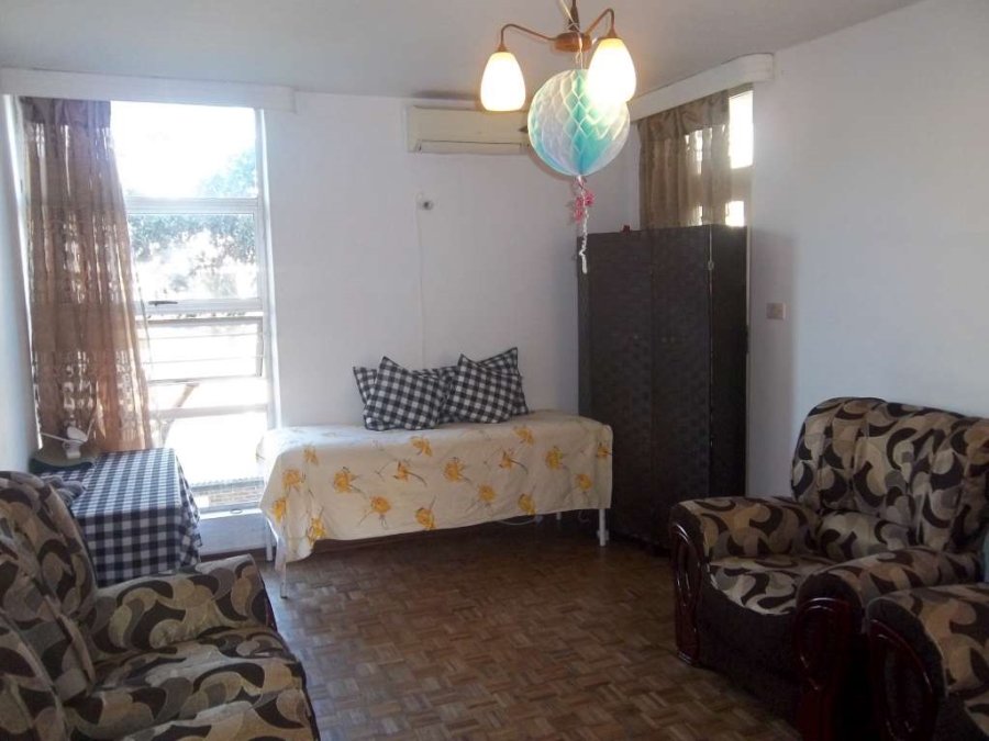 1 Bedroom Property for Sale in Empangeni Central KwaZulu-Natal