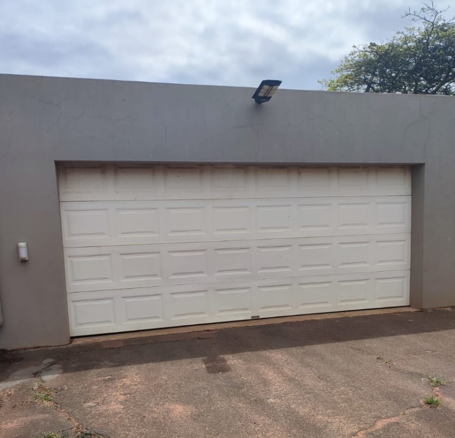 5 Bedroom Property for Sale in Freeland Park KwaZulu-Natal