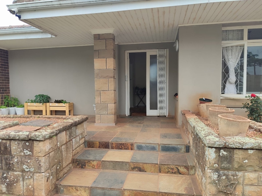 5 Bedroom Property for Sale in Freeland Park KwaZulu-Natal